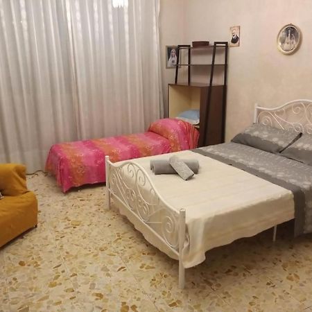 B&B Viale Liberta 加里 外观 照片